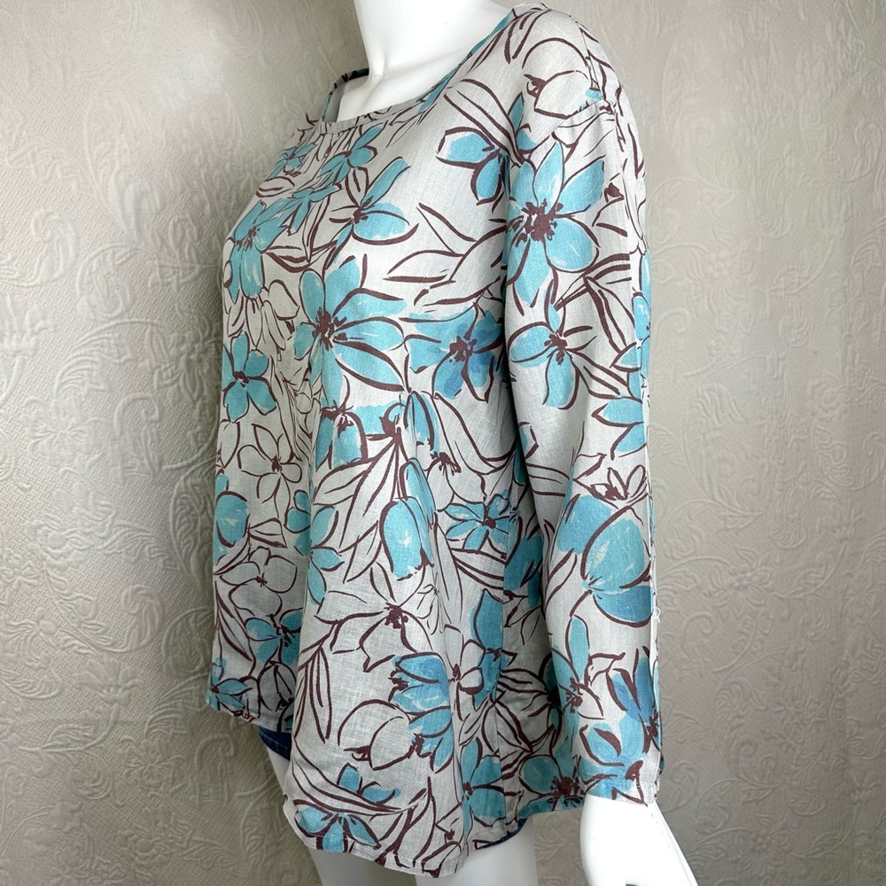 Cut Loose Floral Splash Linen Floral Top - Picture 4 of 10